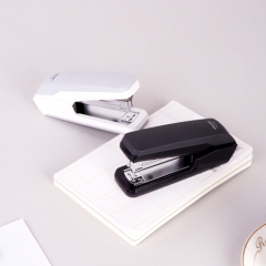 得力0464订书机(黑)